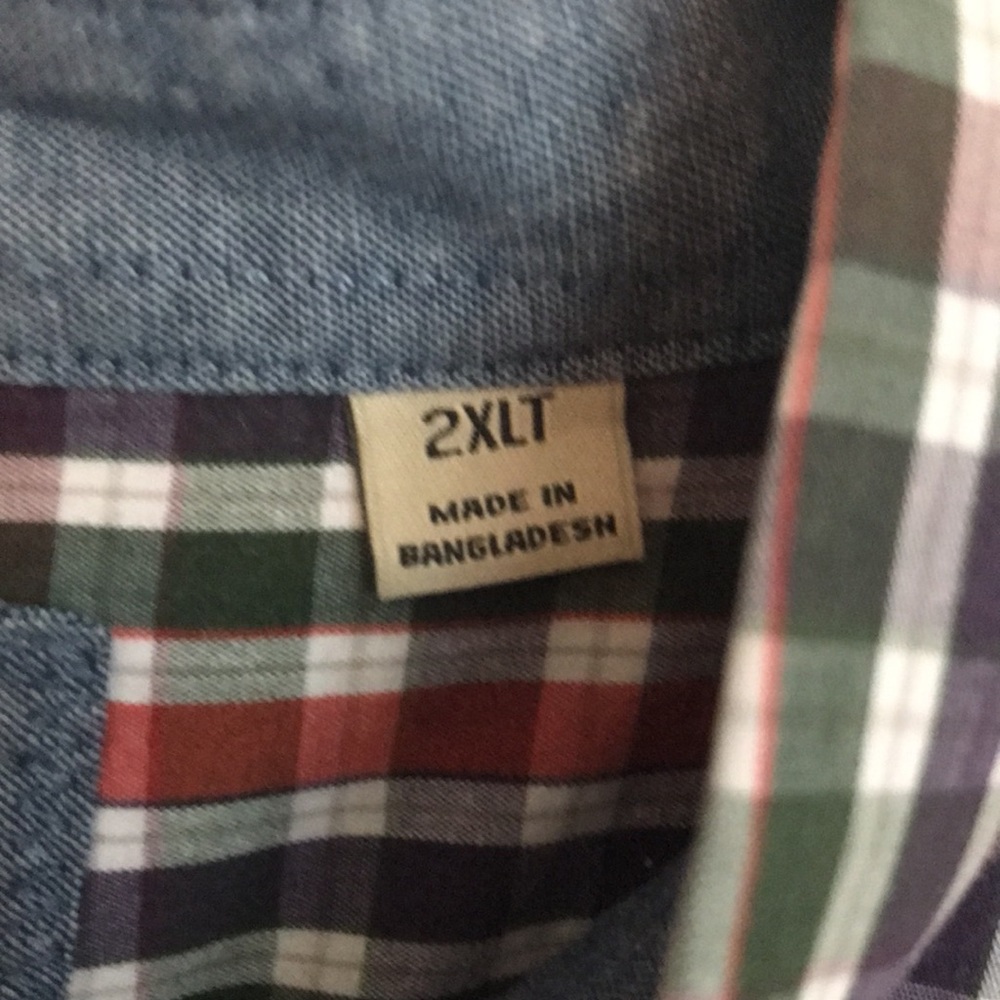 2xt check shirt. - Picture 2 of 4